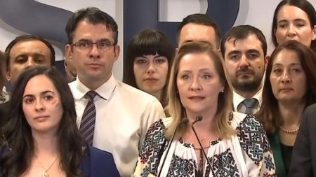 Elena Lasconi: Botii rusi de pe TikTok nu au cum sa distruga democratia. Ca presedinte, voi apara <span style='background:#EDF514'>INDEPENDENTA</span> tarii in fata Rusiei