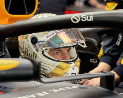 Victorie pentru Max Verstappen in Qatar. Titlul constructorilor se decide in <span style='background:#EDF514'>ULTIMA CURSA</span>