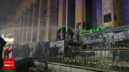 Zeci de persoane au fost ranite si peste 150 au fost arestate dupa patru zile de manifestatii in Georgia