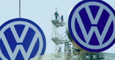 Mai multe fabrici Volkswagen din Germania vor intra in greva. Care sunt revendicarile angajatilor