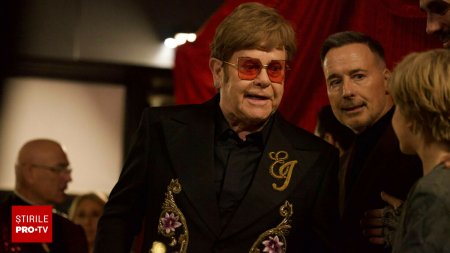 Elton John a marturist ca aproape a orbit. S-a bucurat doar sa auda un spectacol de teatru