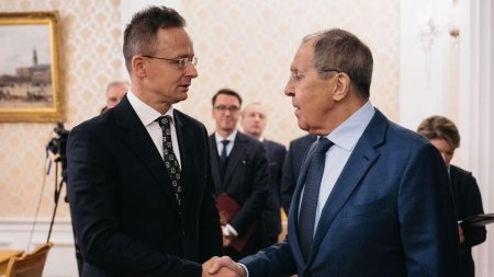 Serghei Lavrov l-a primit la Moscova pe ministrul ungar de externe: Incetarea focului, ca sa-i oferim Ucrainei o pauza, nu este calea catre pace