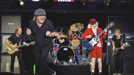 AC/DC va sustine primul sau turneu nord-american dupa o pauza de opt ani