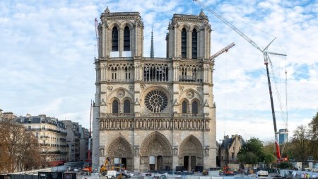 Redeschidere grandioasa a Catedralei Notre-Dame, 50 de lideri mondiali vor fi prezenti. Un nivel foarte ri<span style='background:#EDF514'>DICA</span>t de securitate