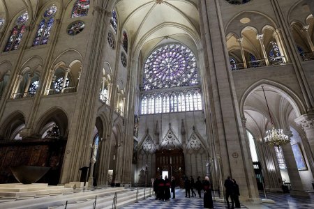 Presedintele Trump participa la redeschiderea Catedralei Notre-Dame din Paris