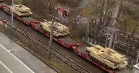 Zeci de tancuri Abrams si echipament militar american, transportate prin Viena. Explicatia autoritatilor