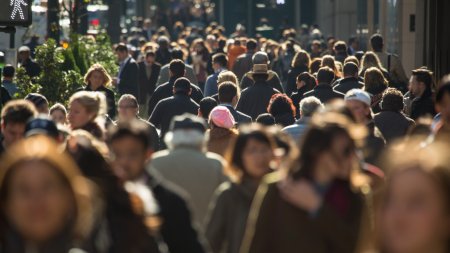 Ce e si ce nu e suveranismul, cat de special e cel romanesc, de ce aduce voturi si cand poate deveni periculos - Interviu