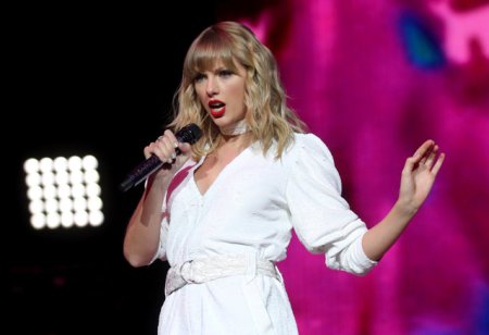 Cartea The Eras Tour, a lui Taylor Swift, debut spectaculos in vanzari