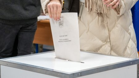 Cristian Andrei, consultant politic: Cheia alegerilor de duminica sunt cei care nu au venit la vot in primele doua weekenduri 