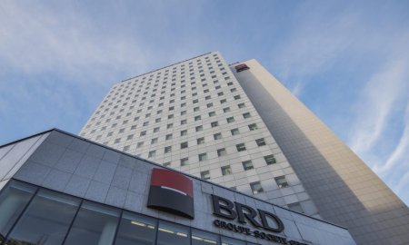 BRD <span style='background:#EDF514'>GROUPE SOCIETE GENERALE</span> a fost desemnata Banca anului in Romania in 2024 de publicatia „The Banker”