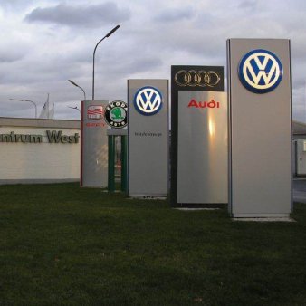 Directorul financiar al Volkswagen: <span style='background:#EDF514'>DIVIDENDE</span>le vor scadea in linie cu castigurile