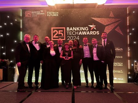 Salt Bank, detinuta de Grupul Financiar Banca Transilvania, a castigat premiul pentru Best Use of Tech in Retail Banking in cadrul Banking Tech Awards 2024, de la Londra