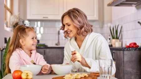 Impactul alimentatiei asupra sanatatii dentare: ce alimente sa consumi si ce sa eviti