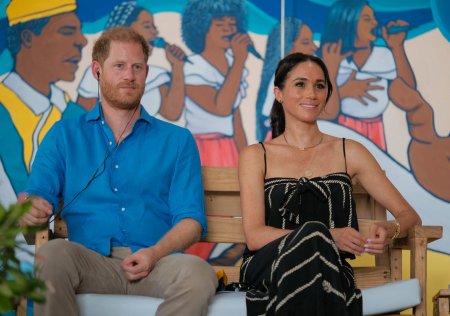 Gluma facuta de <span style='background:#EDF514'>PRINTU</span>l Harry dupa ce s-a spus ca ar divorta de Meghan Markle: Motivul pentru care nu suntem impreuna