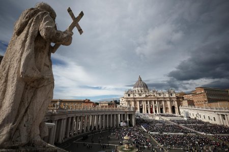 Calendarul Anului Sfant al Vaticanului include un eveniment pentru ca<span style='background:#EDF514'>TOLICI</span>i LGBT