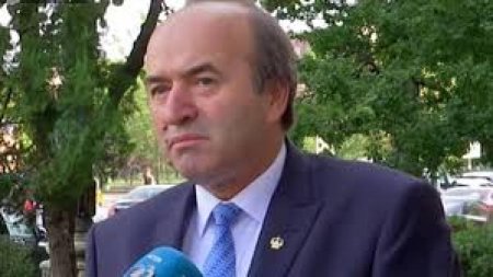 Tudorel Toader, intrebat cine va conduce Romania: Vom avea un presedinte din Senat