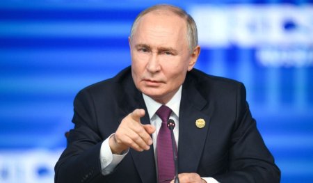 Vladimir Putin a anuntat ca e posibil sa desfasoare rachete balistice Oresnik in <span style='background:#EDF514'>BELARUS</span>, la cererea lui Alexandr Lukasenko | VIDEO