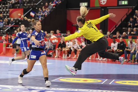 Franta - Muntenegru, in grupa Romaniei de la <span style='background:#EDF514'>CAMPIONATUL EUROPEAN DE</span> handbal feminin » Clasamentul actualizat! GSP transmite de la Debrecen