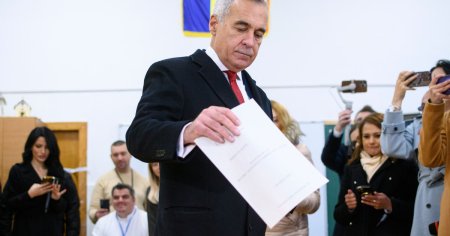 Georgescu anunta ca duminica se duce sa voteze si ii instiga pe romani sa-i urmeze exemplul: Poporului roman - nimeni, niciodata nu trebuie sa-i mai inchida usa in nas