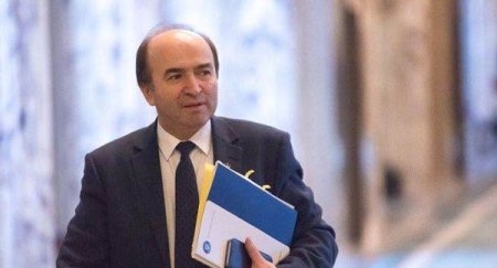 Tudorel Toader: 'Decizia CCR prevede ca Guvernul va adopta o noua HG, pentru stabilirea calendarului alegerilor'