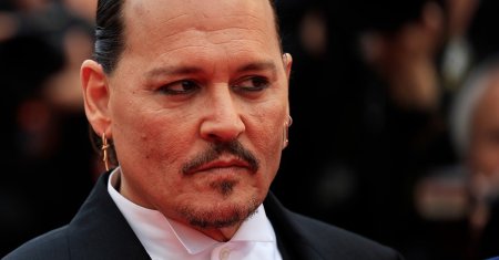 J<span style='background:#EDF514'>OHNNY DEPP</span> este istorie! Fosta sotie a actorului se pregateste sa devina mama pentru a doua oara