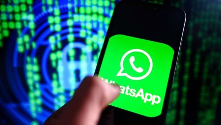 Miliarde de utilizatori WhatsApp, avertizati cu privire la un telefon 