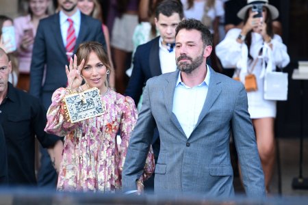 Decizia luata de <span style='background:#EDF514'>JENNIFER LOPEZ</span> care arata ca nu mai exista sanse de impacare cu Ben Affleck. La ce a renuntat recent vedeta