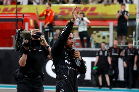 Lewis Hamilton, dupa 12 ani si 6 titluri alaturi de Mercedes: A fost cea mai mare onoare a vietii mele » Ce au declarat Carlos Sainz si Charles Leclerc