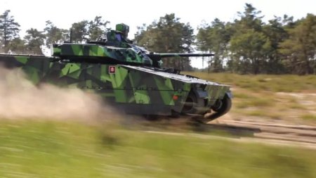 BAE Systems a obtinut un contract de 2,5 miliarde de dolari pentru livrarea de vehicule CV90 catre Danemarca si Suedia. Compania vrea sa vanda vehicule de acest tip si Romaniei