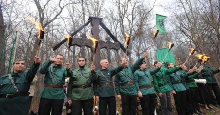 Marcel Bartic, profesorul amenintat cu moartea de simpatizatii legionari, a depus plangere la Politie: Am incredere in <span style='background:#EDF514'>DEMOCRATIE</span>