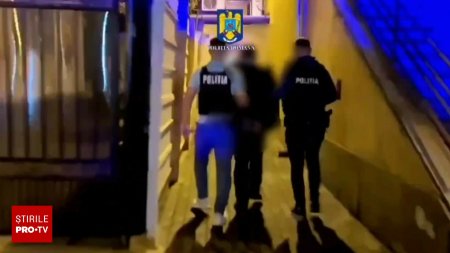 Caz socant in Timisoara. Un tanar de 21 de ani a fost injunghiat luni in plina strada. Agresorul a fost retinut de politisti