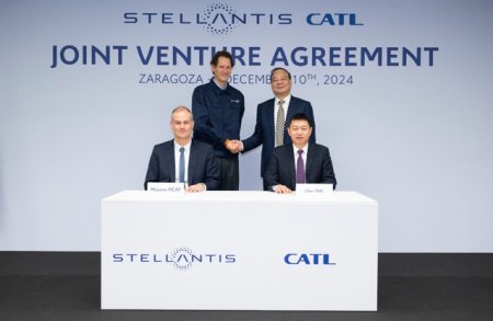 Compania chineza CATL si Stellantis investesc 4,1 miliarde de euro intr-o fabrica de baterii in Spania