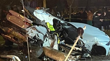 Accident grav pe un bulevard din Ploiesti: Doi tineri de 26 si 27 de ani au murit