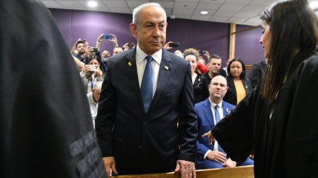 Netanyahu a depus prima marturie in procesul de coruptie care se desfasoara intr-o sala subterana: De 8 ani astept aceasta zi