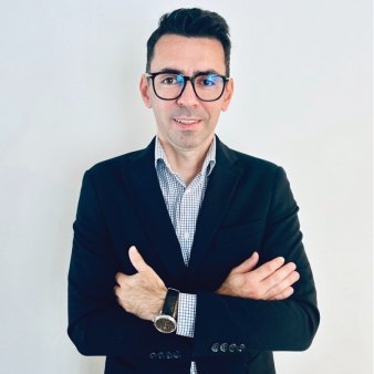 <span style='background:#EDF514'>RETAILER</span>ul de echipamente sportive Intersport a numit un roman, Nicolae Mogos, care a lucrat pentru Decathlon, OPTIblu si Smyk la conducerea operatiunilor locale