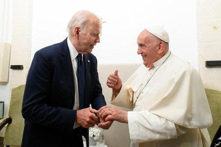 Biden va calatori la Roma pentru a se intalni cu Papa