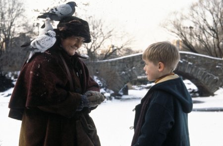 Cum arata in prezent doamna cu porumbeii din Singur acasa. Actrita Brenda Fricker implineste 80 de ani in curand