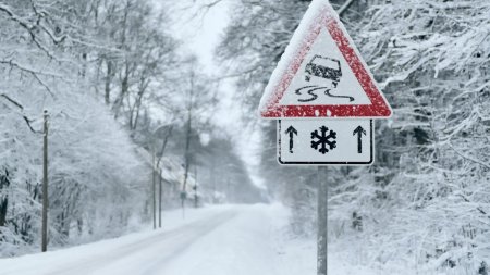 Ciclon peste Romania. Ninsori, viscol si frig in urmatoarele zile