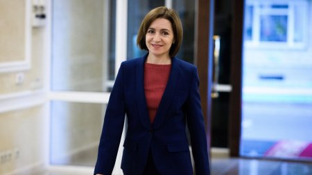 Maia Sandu a depus juramantul pentru al doilea mandat de presedinte: Primesc acest nou mandat cu smerenie