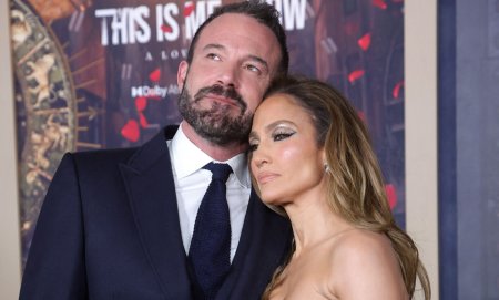 Gestul facut de Jennifer Lopez si Ben Affleck inainte de Craciun. Fanii speculeaza ca urmeaza marea impacare