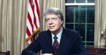 <span style='background:#EDF514'>OMAG</span>iile aduse de Joe Biden si Donald Trump dupa moartea lui Jimmy Carter: Ii datoram recunostinta