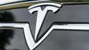 Tesla raporteaza primul declin al livrarilor anuale, pe fondul incetinirii cererii de vehicule electrice