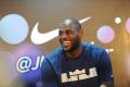 LeBron James doboara un nou record al lui <span style='background:#EDF514'>MICHAEL JORDAN</span> la 40 de ani