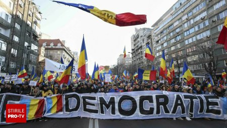 Proteste AUR in fata prefecturilor din tara: Manifestantii scandeaza: Iohannis, nu uita, va veni si vremea ta!