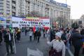 Protestatarii din Piata Victoriei au plecat cand au ajuns sustinatorii lui Calin Georgescu, veniti din Parcul Tineretului