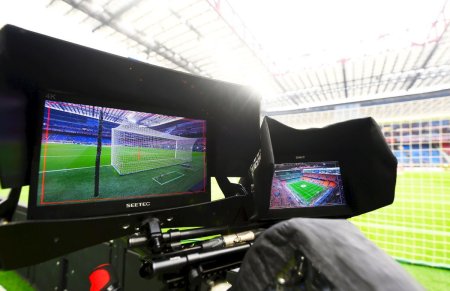 Cine transmite la TV FCSB - Manchester United, meci decisiv pentru calificarea in optimile Europa League