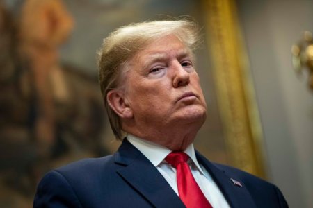 Razboiul lui Trump cu lumea. Se pregateste o taxa graduala de 2,5% pentru produsele non-americane. Trump: Trebuie sa aducem productia inapoi in tara noastra