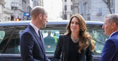 <span style='background:#EDF514'>KATE MIDDLETON</span>, aparitie emotionanta. Printesa de Wales straluceste chiar si in cele mai grele momente. FOTO