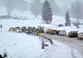 Ninge in Arges. Video cu interventia drumarilor pe sosea. Cod galben de lapovita si ninsoare in mai multe judete