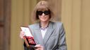 Regina modei Anna Wintour a renuntat la legendarii ochelari de soare pentru Regele Charles